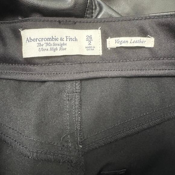 Abercrombie & Fitch Vegan Leather The 90s Straight Ultra High Rise Jeans 26/2 - Picture 10 of 13